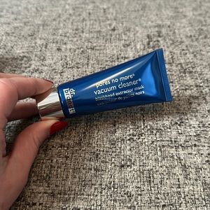 Dr. Brandt Vacuum Cleaner Blackhead Extractor Mask